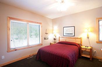 Cove Point 3* Beaver Bay
