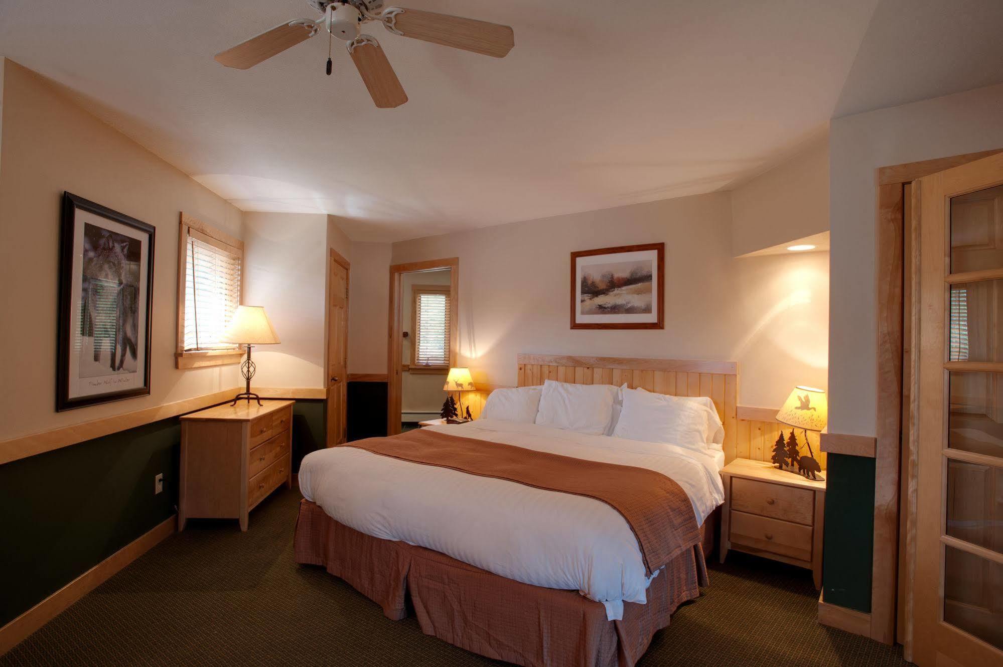 Cove Point 3* Beaver Bay