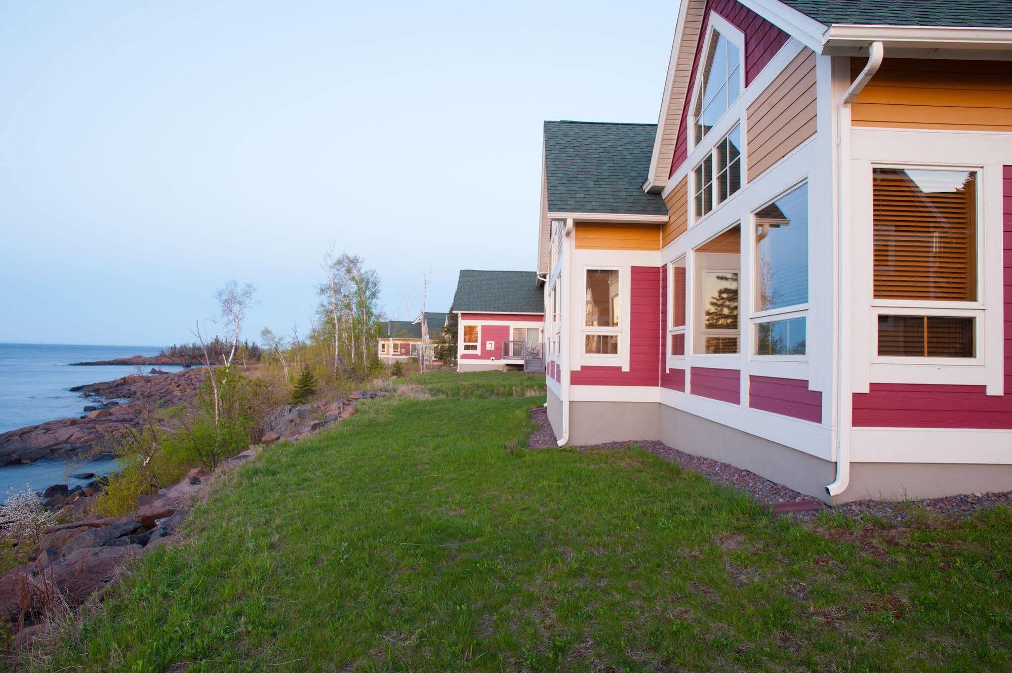 Cove Point 3*