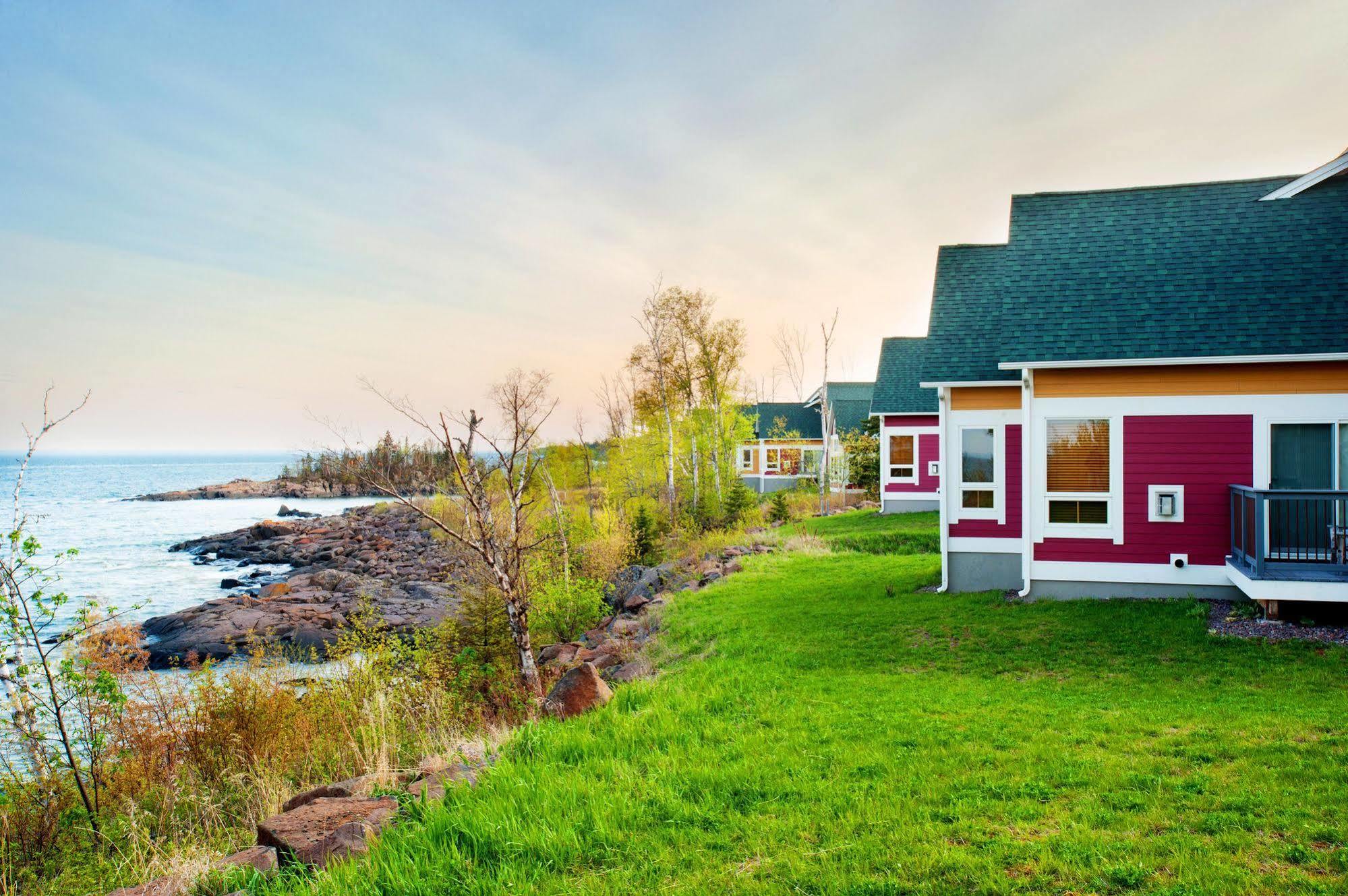 Cove Point 3* Beaver Bay