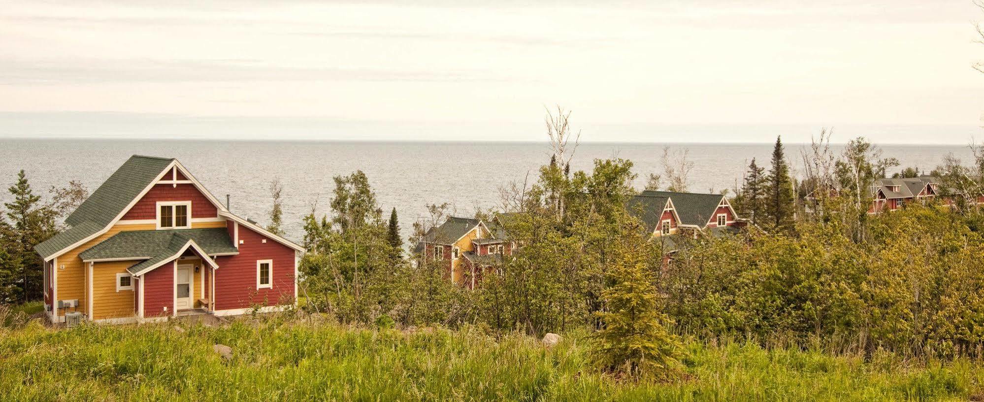 Resort Cove Point 3*