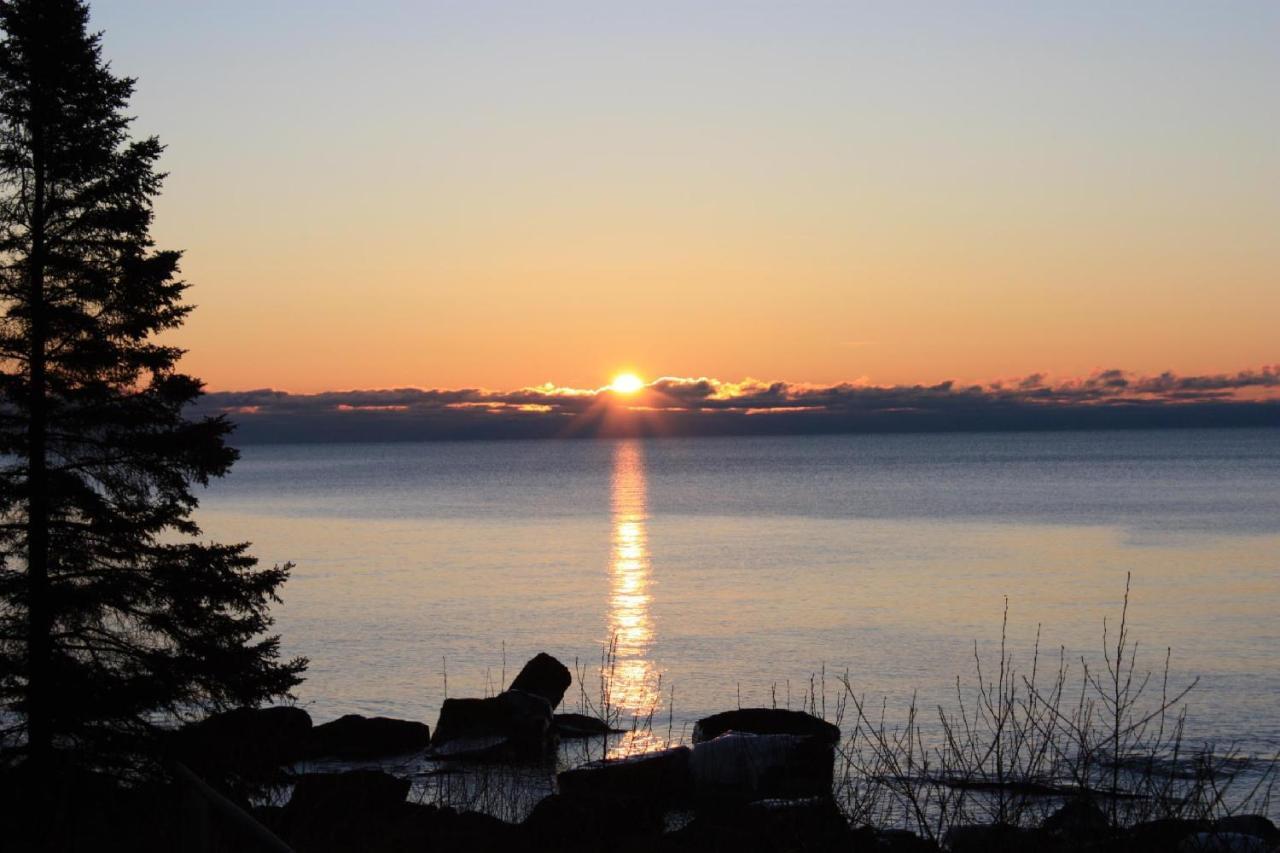 Cove Point 3* Beaver Bay